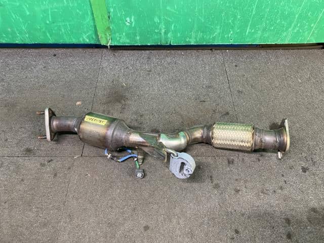 Front Exhaust Pipe HONDA Insight 2019 6AA-ZE4 — photo 1