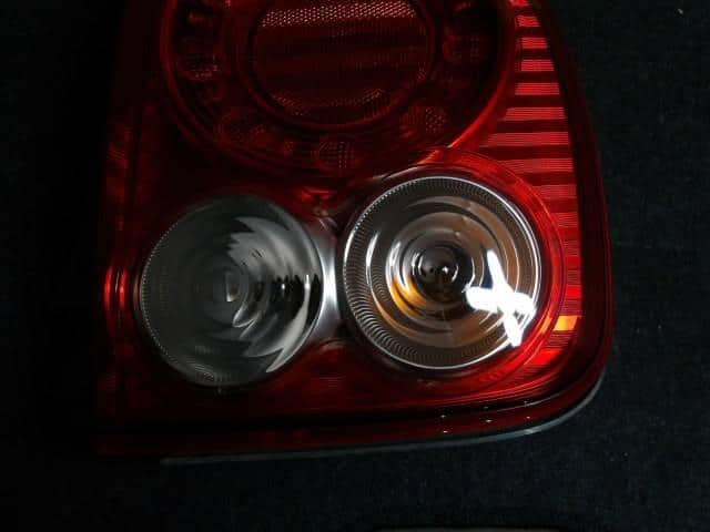 Right Tail Light SUZUKI Lapin 2010 DBA-HE22S — photo 2