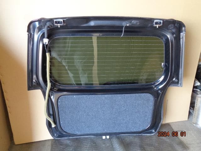 Back Door Assembly SUBARU Lucra 2010 CBA-L455F 67005B2840 — photo 2
