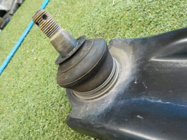 Front Right Lower Control Arm SUZUKI Alto 2014 DBA-HA36S 4520174P10 — photo 4