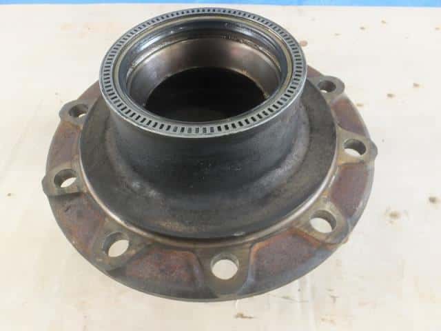 Rear Wheel Hub Mitsubishi Fuso Fuso largesize car 2011 LKG-FU54VZ MK502229 — photo 5