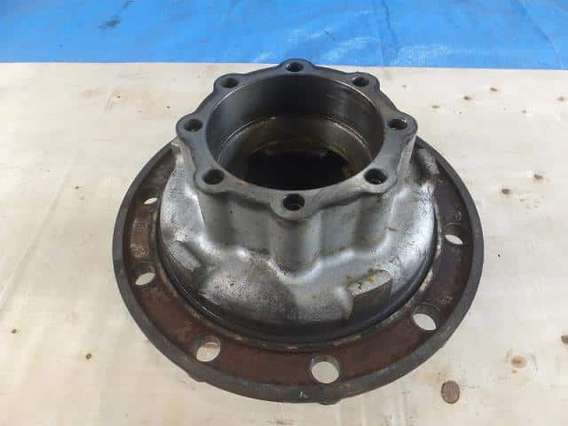 Rear Wheel Hub Mitsubishi Fuso Fuso largesize car 2011 LKG-FU54VZ MK502229 — photo 2
