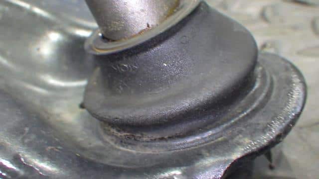 Front Right Lower Control Arm HONDA Fit Shuttle 2013 DBA-GG7 — photo 6