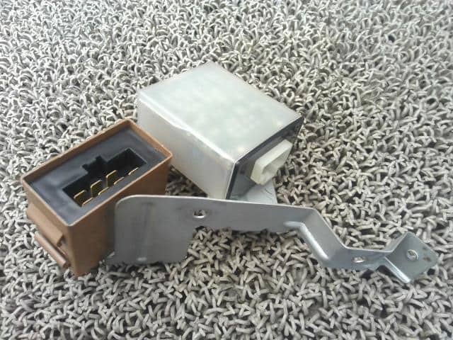 Control Unit NISSAN Rasheen 1996 E-RFNB14 — photo 2