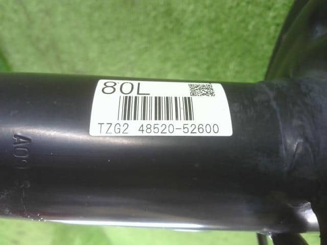 Front Left Strut Assembly TOYOTA Aqua 2014 DAA-NHP10 — photo 9