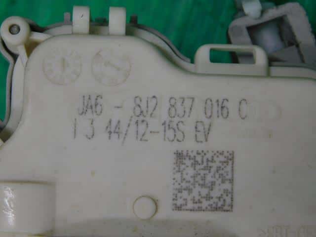 Front Right Door Lock Actuator AUDI Audi tt 2013 ABA-8JCDA — photo 6