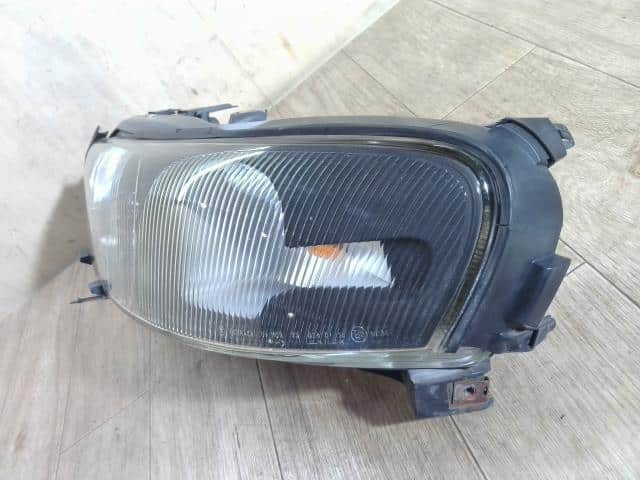 Left Headlight VOLVO Volvo 70 series 2002 LA-SB5244W — photo 4