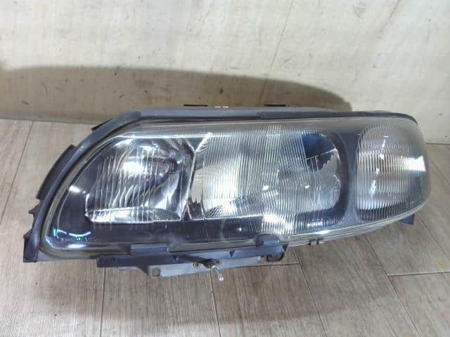 Left Headlight VOLVO Volvo 70 series 2002 LA-SB5244W — photo 1