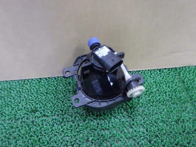 Right Fog Light HONDA N-wgn 2014 DBA-JH1 — photo 3