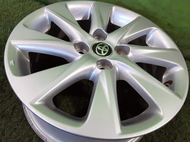 Wheel TOYOTA Aqua 2022 6AA-MXPK11 42611K0010 — photo 3
