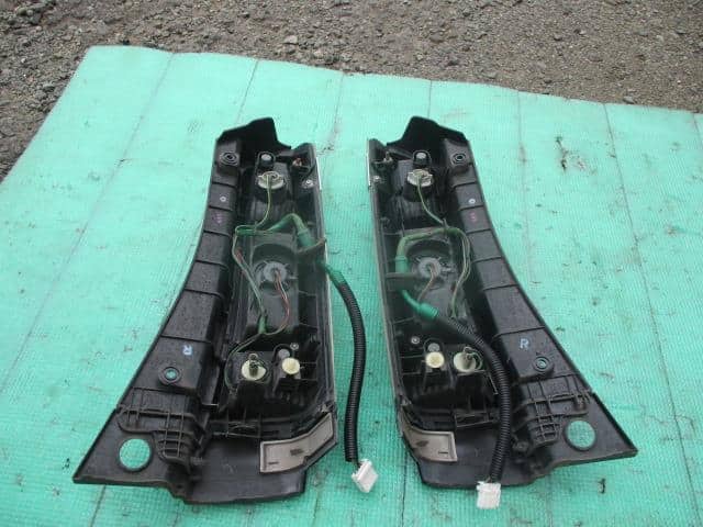 Left Tail Light HONDA N BOX 2015 DBA-JF1 — photo 5