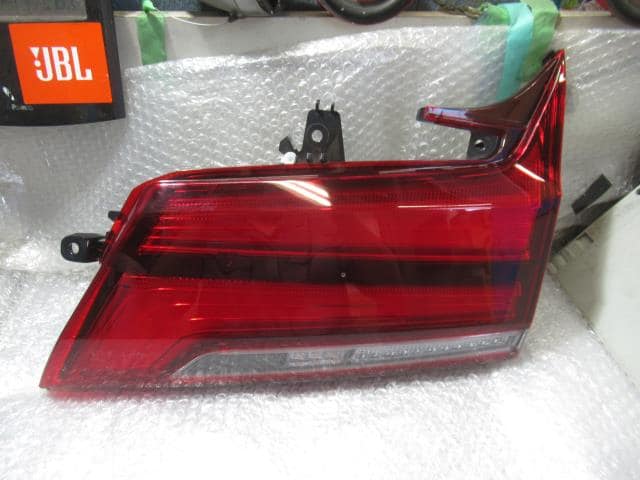Right Finish Panel TOYOTA Alphard DBA-AGH30W 8158158300 — photo 1