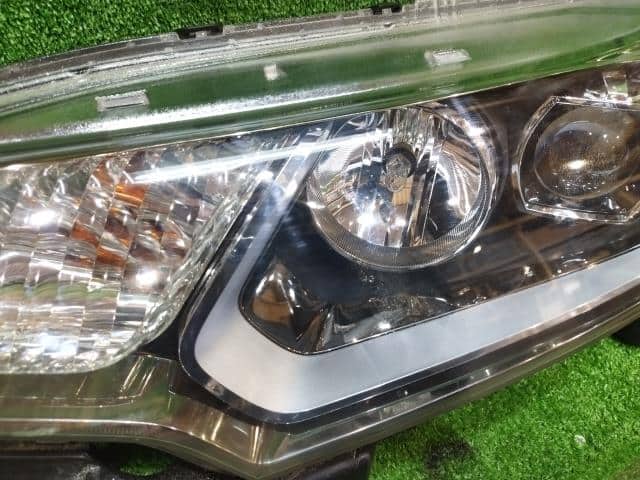 Left Headlight HONDA Fit 2013 DAA-GP6 33150T5AJ51 — photo 3