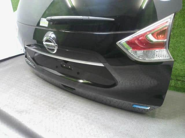 Back Door Assembly NISSAN X-Trail 2016 DBA-NT32 — photo 4