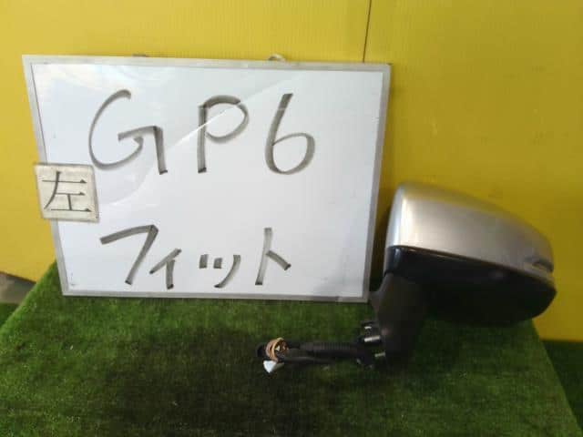 Left Side Mirror HONDA Fit 2013 DAA-GP6 76258T5AJ51 — photo 1