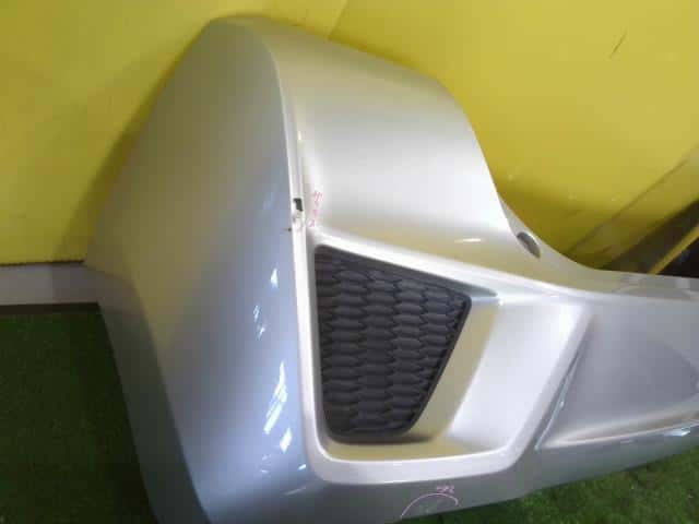 Rear Bumper Assembly HONDA Fit 2013 DAA-GP6 71501T5A000ZE — photo 4