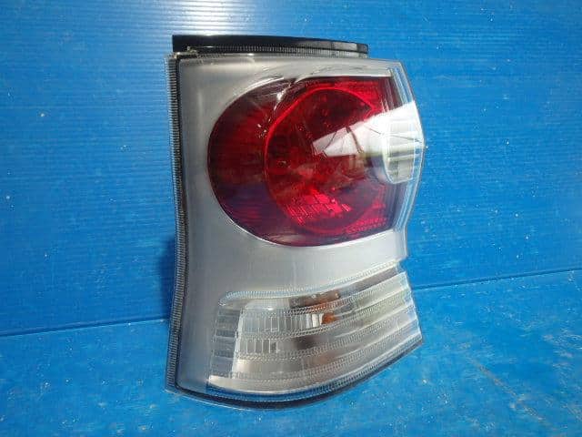Left Tail Light DAIHATSU Tanto 2007 CBA-L375S — photo 3