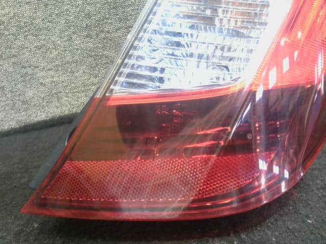 Right Tail Light HONDA Fit 2016 DAA-GP5 — photo 4