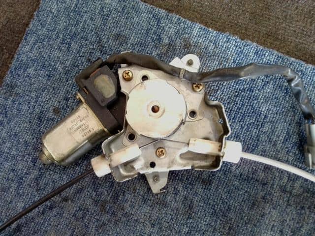 Front Right Door Regulator NISSAN Primera 2000 GF-WHP11 807203J110 — photo 2