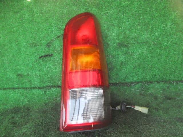 Right Tail Light MAZDA Scrum 2004 GBD-DG62V 1A0051151 — photo 1