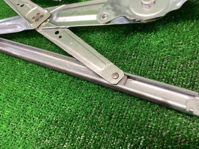 Front Right Door Regulator MITSUBISHI Ek custom 2014 DBA-B11W — photo 2