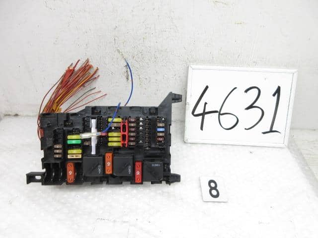 Fuse Box BMW Bmw mini_ 2017 DBA-XM15 936050102 — photo 1