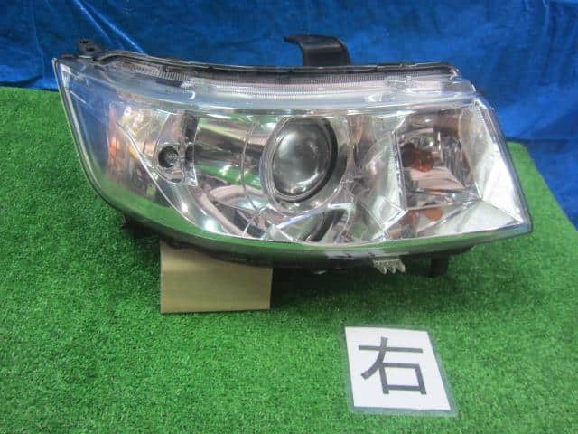 Right Headlight MAZDA Az wagon 2011 CBA-MJ23S 1A4551031 — photo 1