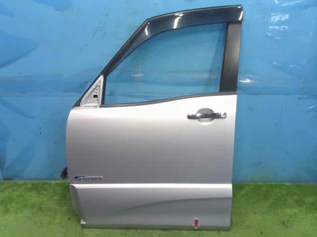 Front Left Door Assembly NISSAN Serena 2015 DAA-HFC26 — photo 1