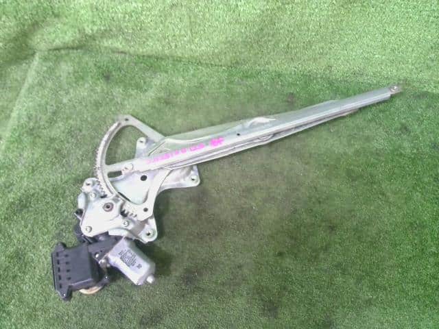 Front Right Door Regulator TOYOTA Auris 2007 DBA-ZRE15 — photo 3