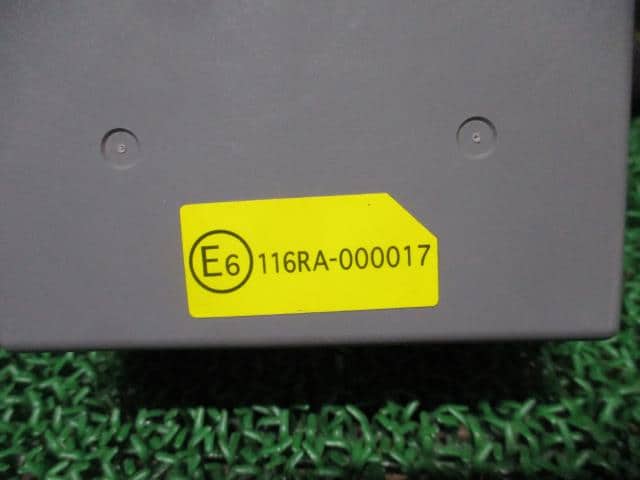 Fuse Box HONDA Step Wagon 2012 DBA-RK1 — photo 4