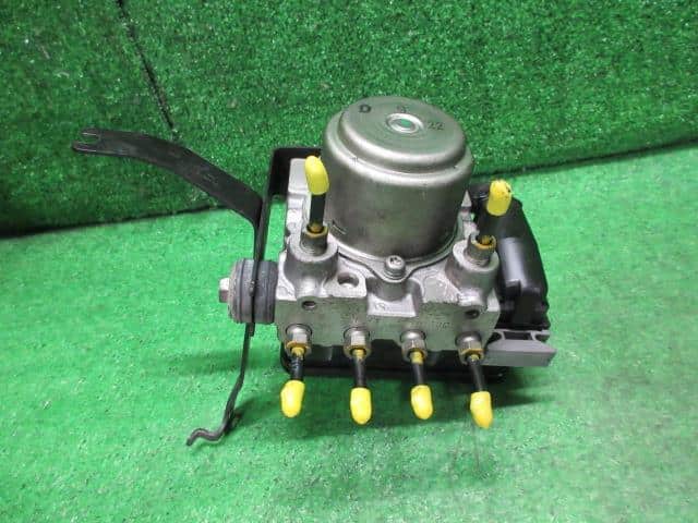 ABS Actuator HONDA Fit 2009 DBA-GE8 — photo 2