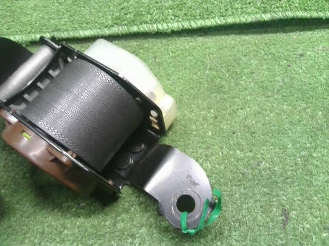 Driver's Seat Seat Belt SUBARU Vivio 1998 E-KK3 64619KC150ML — photo 7
