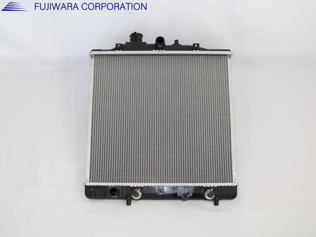 Radiator HONDA Life UA-JB5 — photo 1