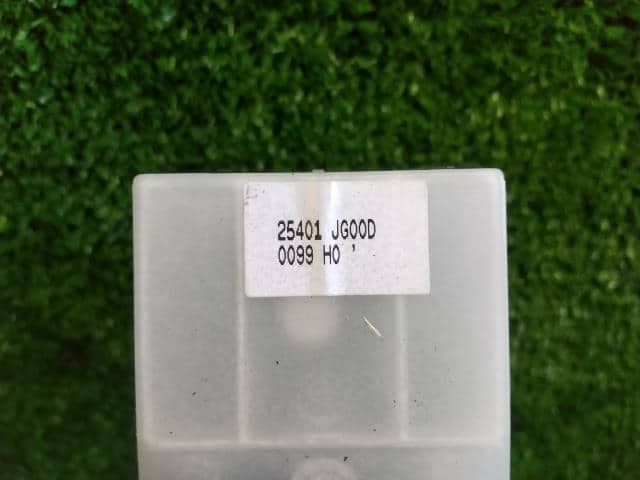Power Window Switch NISSAN X-Trail 2009 DBA-NT31 — photo 3