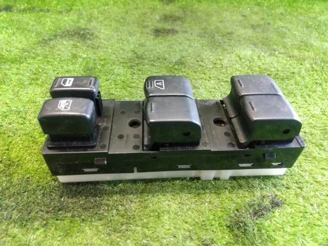 Power Window Switch NISSAN X-Trail 2009 DBA-NT31 — photo 1