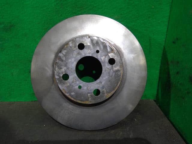 Front Disk Rotor TOYOTA Aqua 2013 DAA-NHP10 — photo 1