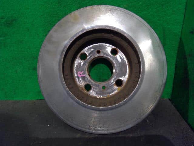 Front Disk Rotor TOYOTA Aqua 2013 DAA-NHP10 — photo 3