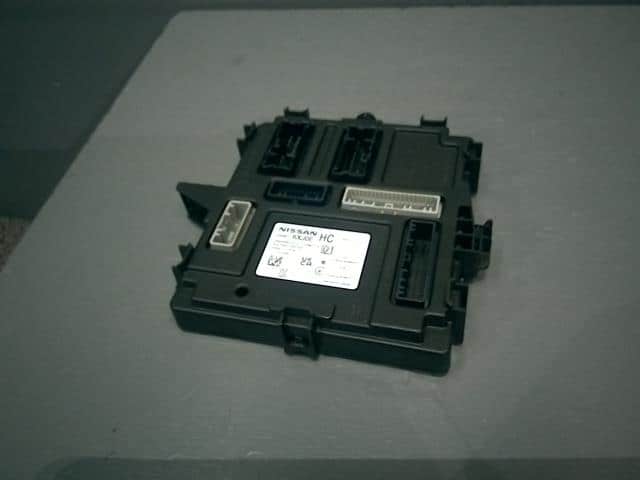 Control Unit NISSAN Note 2022 6AA-E13 — photo 1