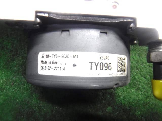 ABS Actuator HONDA N BOX 2012 DBA-JF1 57110TY0963 — photo 5