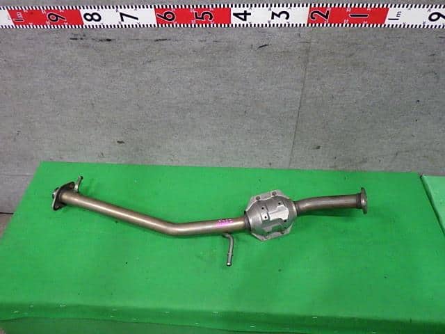 Front Exhaust Pipe SUZUKI Jimny 2014 ABA-JB23W 1425057MA0 — photo 1