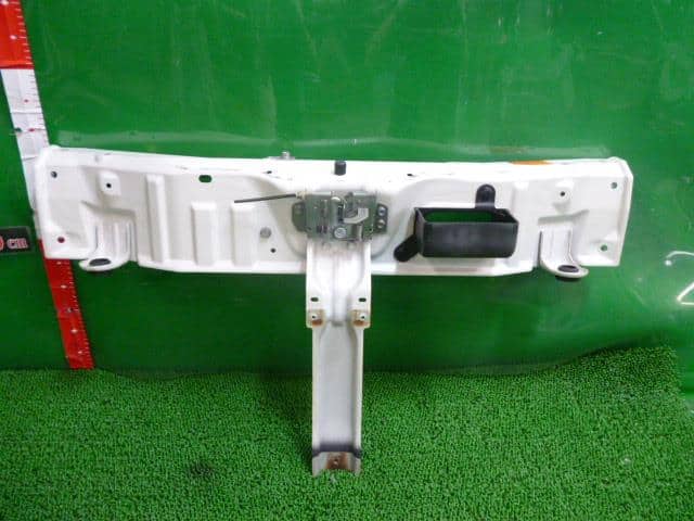 Radiator Core Support MITSUBISHI Delica D5 2012 DBA-CV5W — photo 1