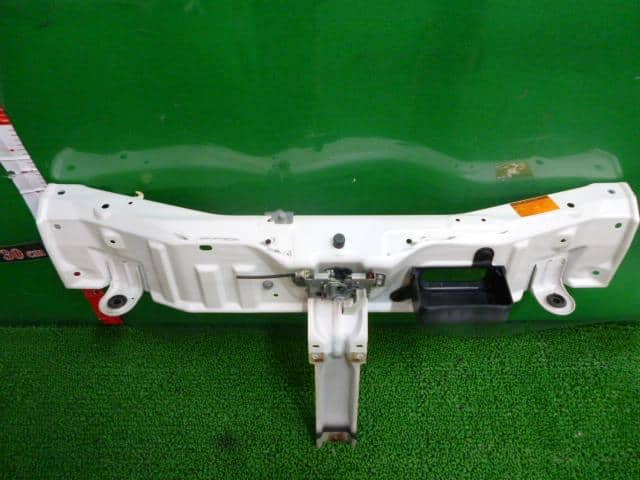 Radiator Core Support MITSUBISHI Delica D5 2012 DBA-CV5W — photo 4