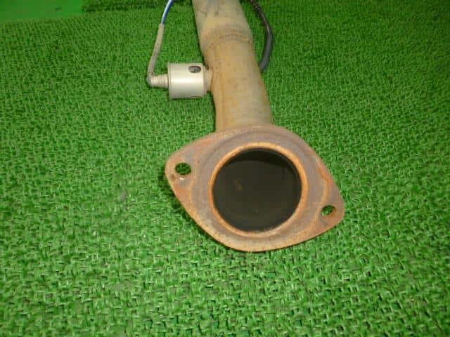 Exhaust Center Muffler TOYOTA Crown 2014 DBA-GRS210 1741031F30 — photo 3