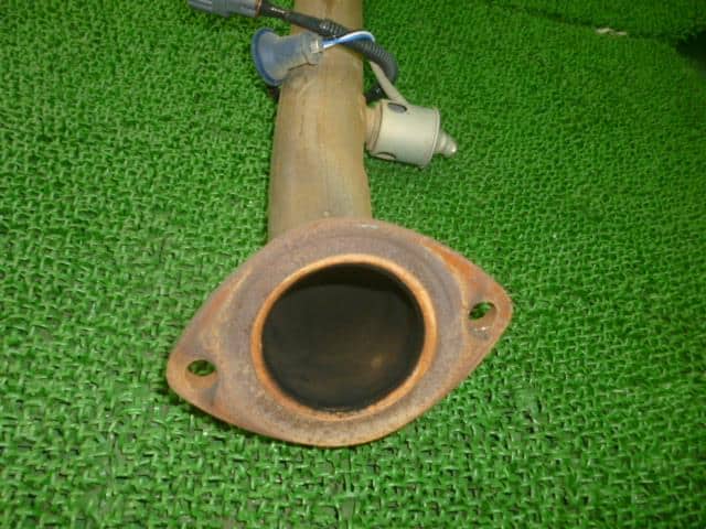 Exhaust Center Muffler TOYOTA Crown 2014 DBA-GRS210 1741031F30 — photo 4