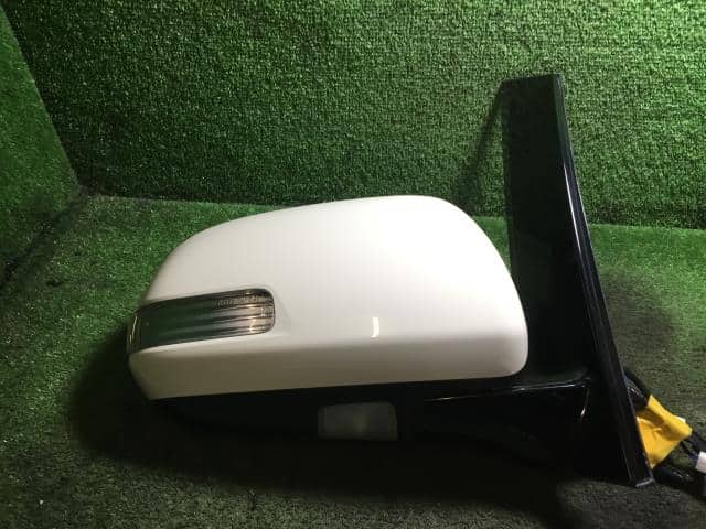 Right Side Mirror TOYOTA Alphard 2008 DBA-GGH20 — photo 1