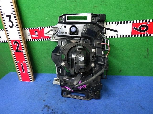 Right Fog Light MITSUBISHI Ek custom 2017 DBA-B11W — photo 5