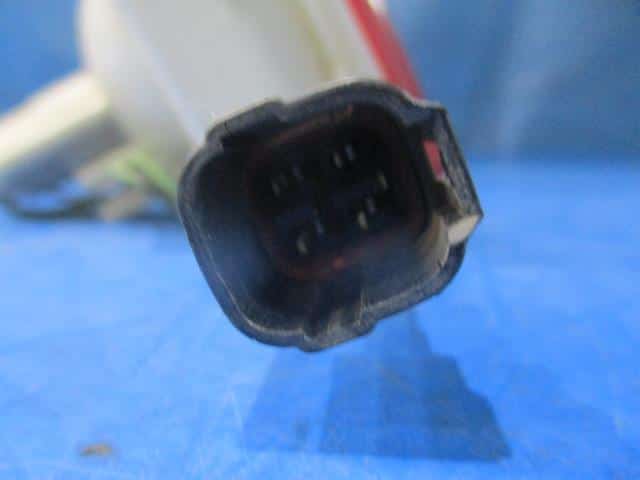 Right Tail Light DAIHATSU Hijet 2002 TE-S210P — photo 3
