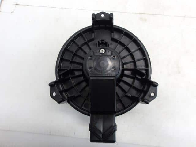Blower Motor HONDA Fit 2008 DBA-GE6 — photo 1