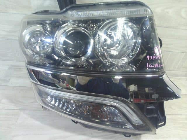 Right Headlight HONDA N BOX 2012 DBA-JF1 — photo 1