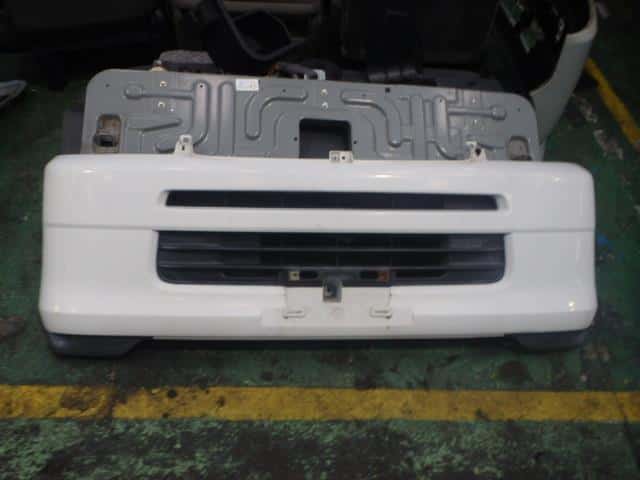 Front Bumper DAIHATSU Hijet 2004 LE-S210V 5211997521080 — photo 1